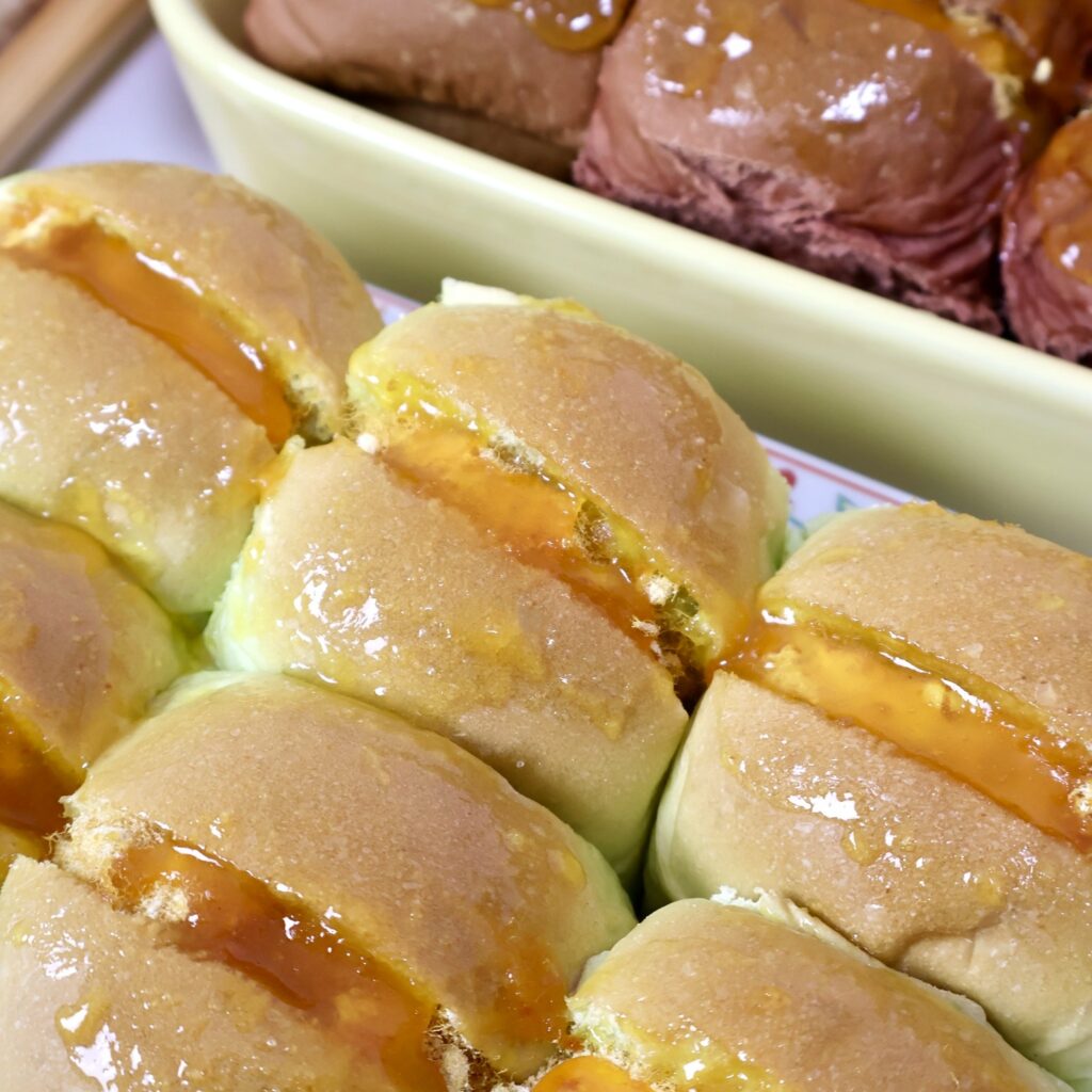 ขนมปังหมูหยอง