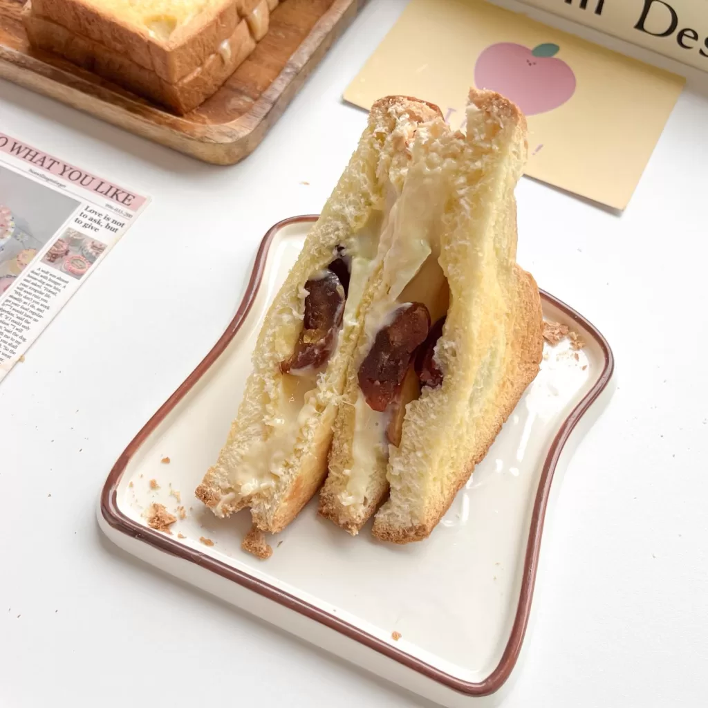 Apple grilled cheese